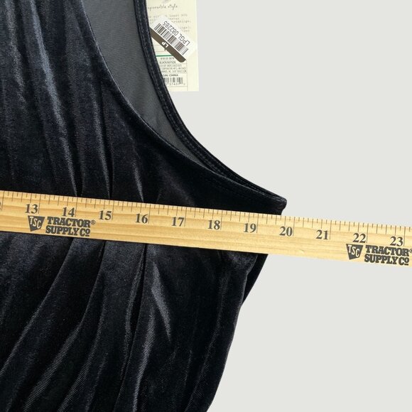 NEW Women's M Jumpsuit Velvet Sleeveless Halter High neck Black A new day 1614 - Picture 7 of 9